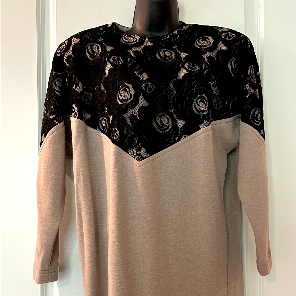 Vintage Yolanda Lorente Black and Tan Lace Dress
